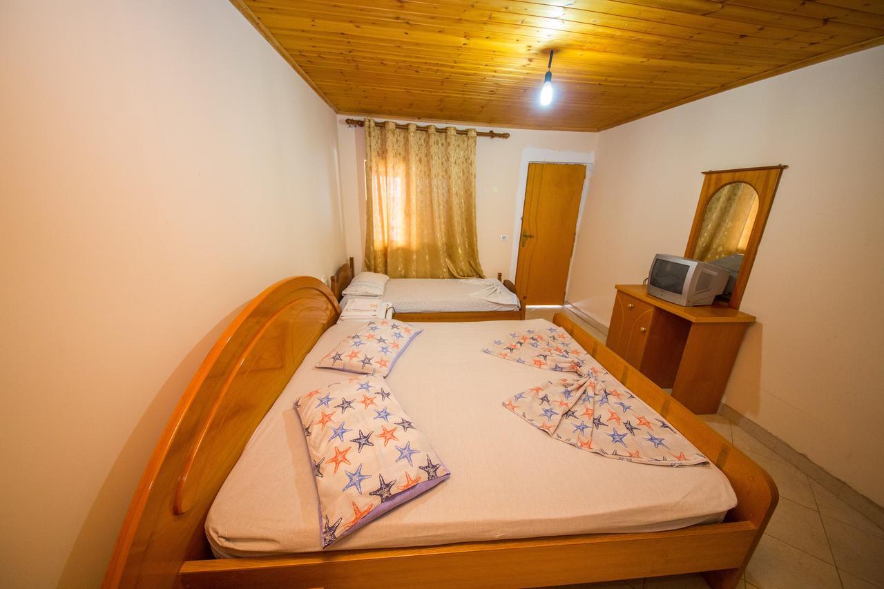 Isi Rooms Vlorë Екстериор снимка