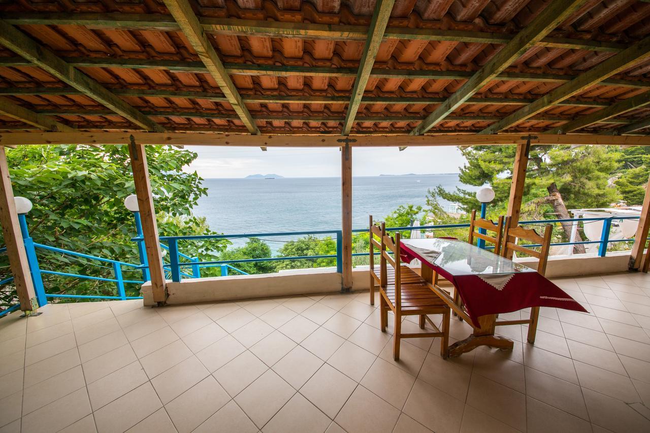 Isi Rooms Vlorë Екстериор снимка