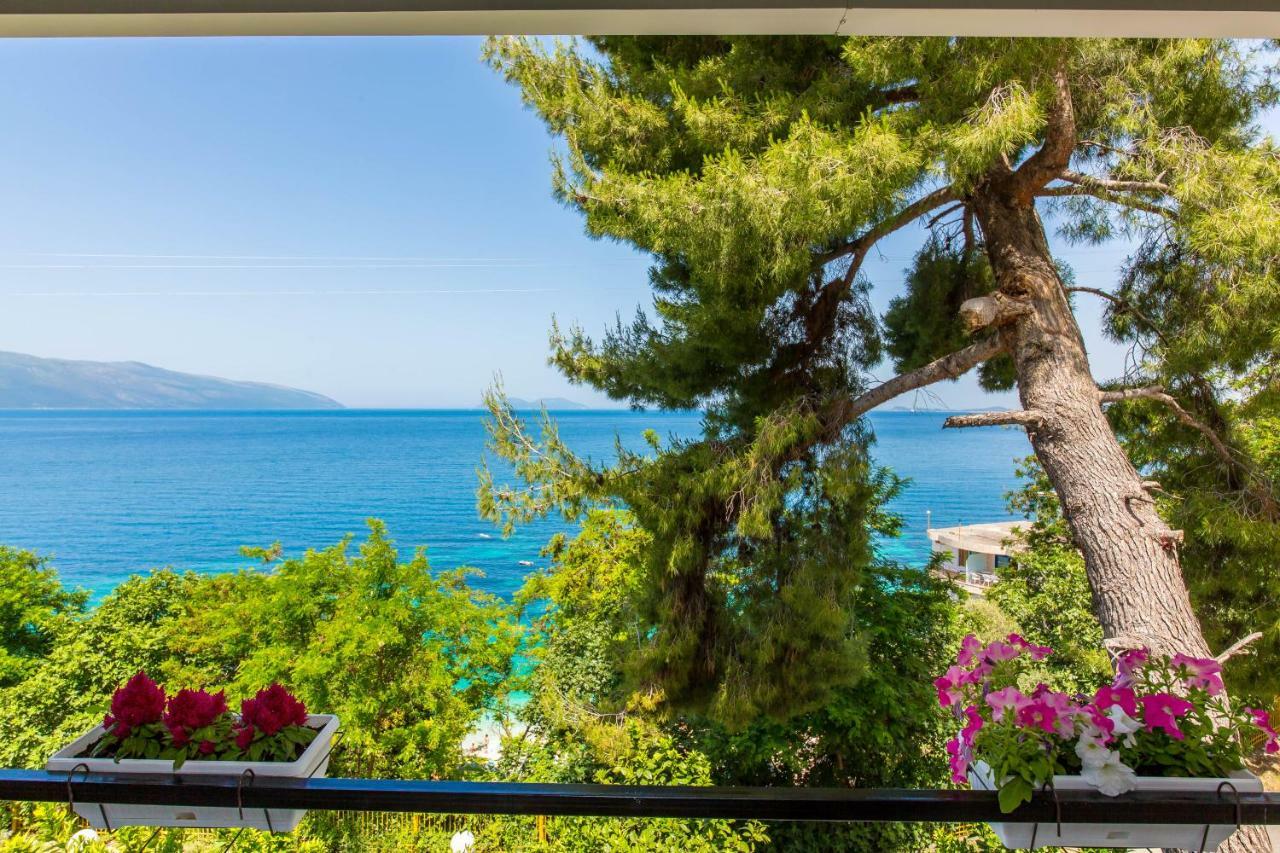 Isi Rooms Vlorë Екстериор снимка
